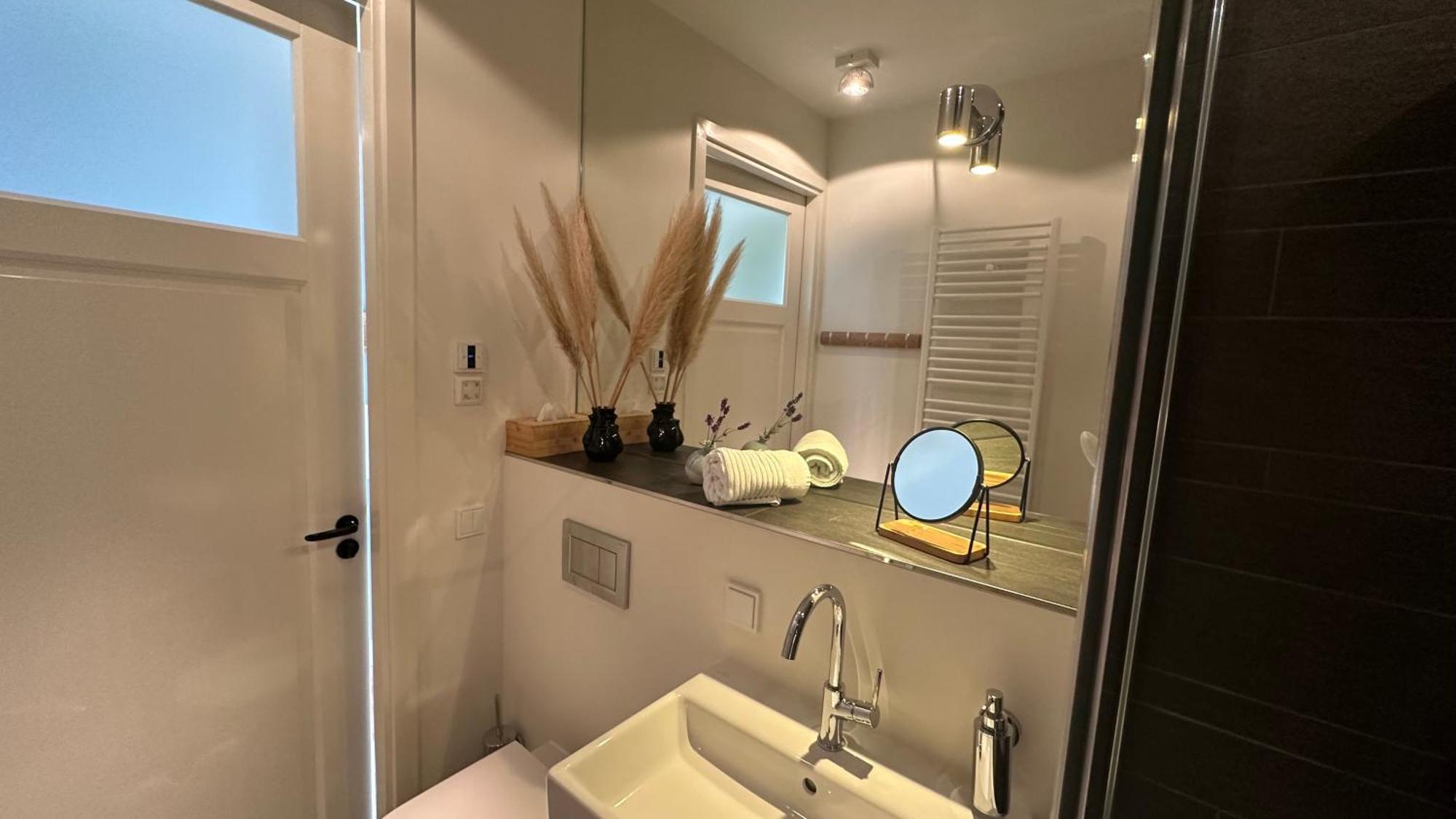 Luxe B&B "In De Schulp", Ontspan En Geniet Van Comfort En Stijl Amstelveen Eksteriør billede